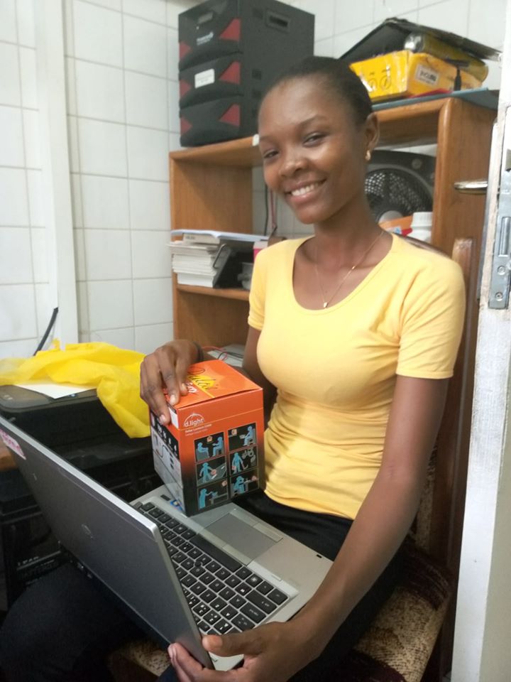 Dulcie Kavundi har avslutat utbildningen till laboratorietekniker.